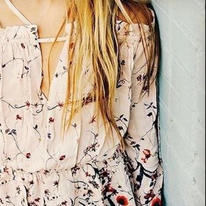 GIMMICKS off the shoulder top
